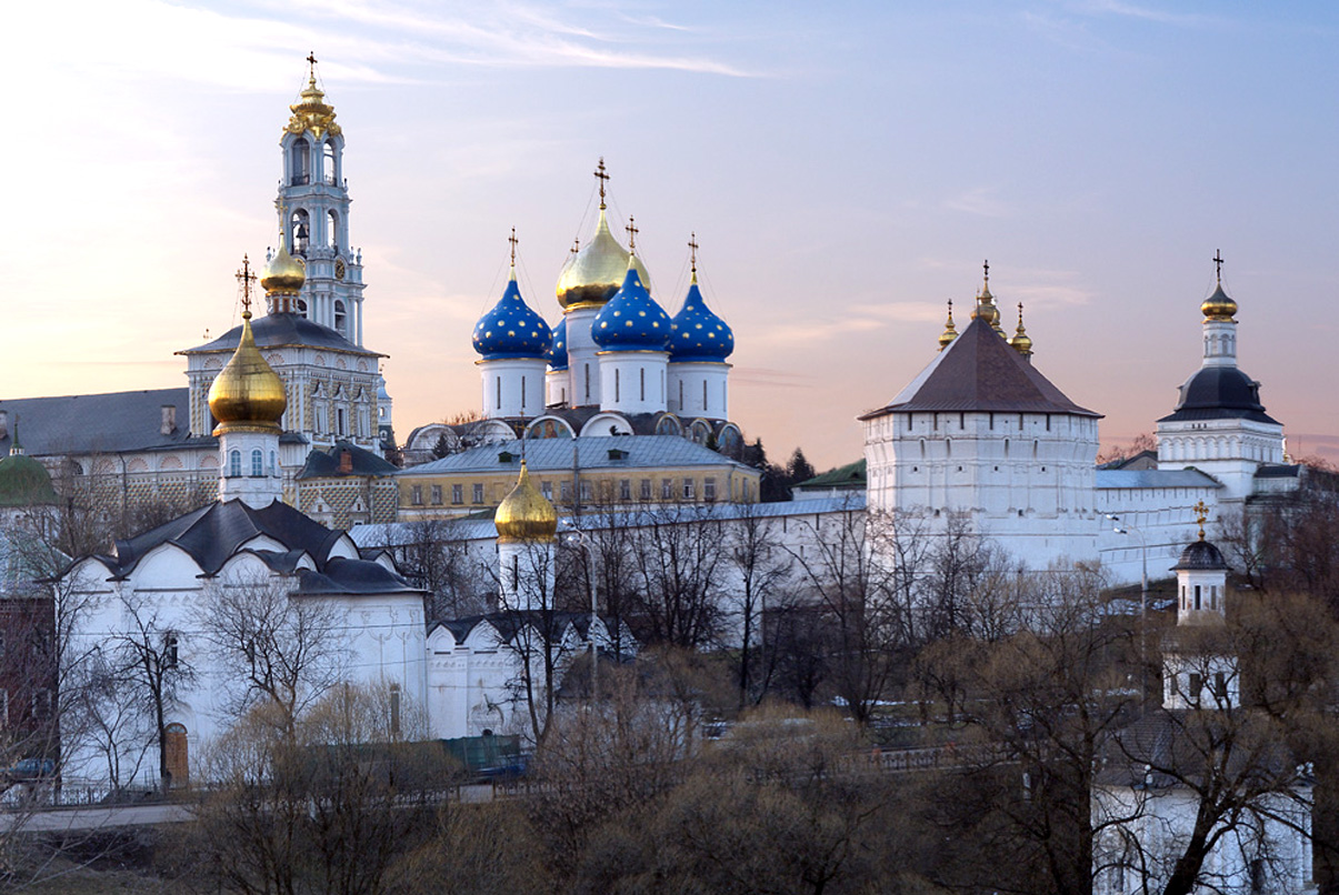 Как называется монастырь. Г. Сергиев-Посад Троице-Сергиева Лавра. Лавра Сергия Радонежского в Сергиевом Посаде. Свято Троицкий монастырь Сергия Радонежского. Гора Маковец Троице-Сергиева Лавра.