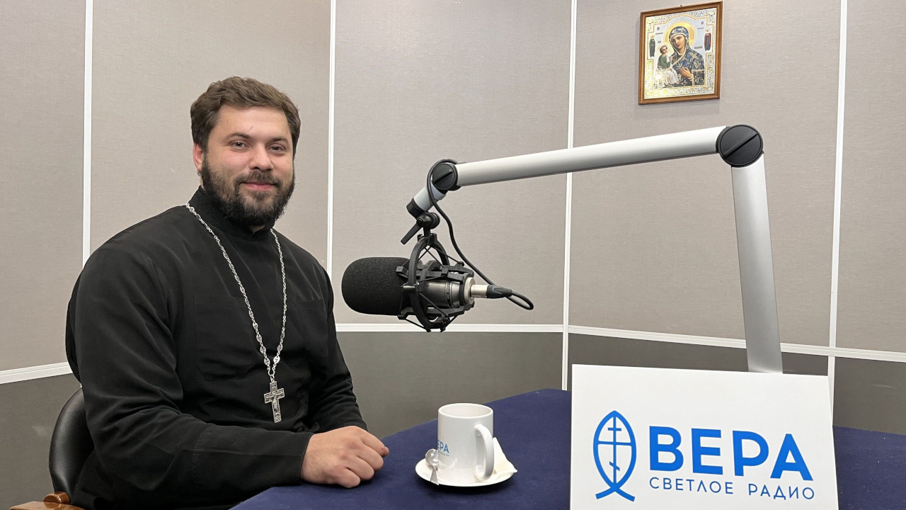 Священник Николай Дубинин в студии Радио ВЕРА