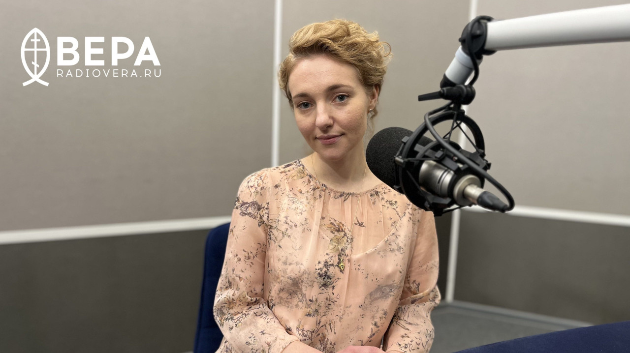 Ирина Разумовская в студии Радио ВЕРА