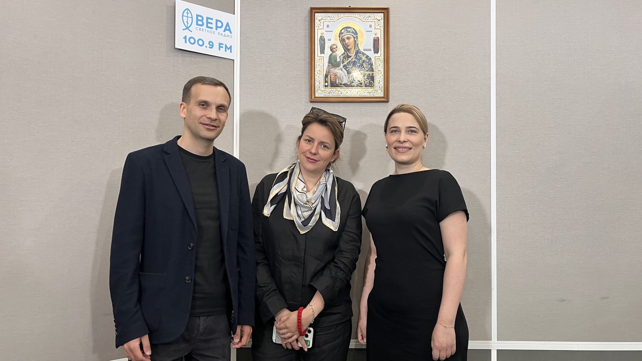 Александр Бочаров и Ксения Черная в студии Радио ВЕРА