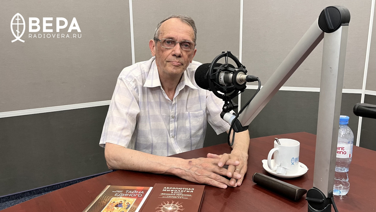 Александр Чашкин в студии Радио ВЕРА