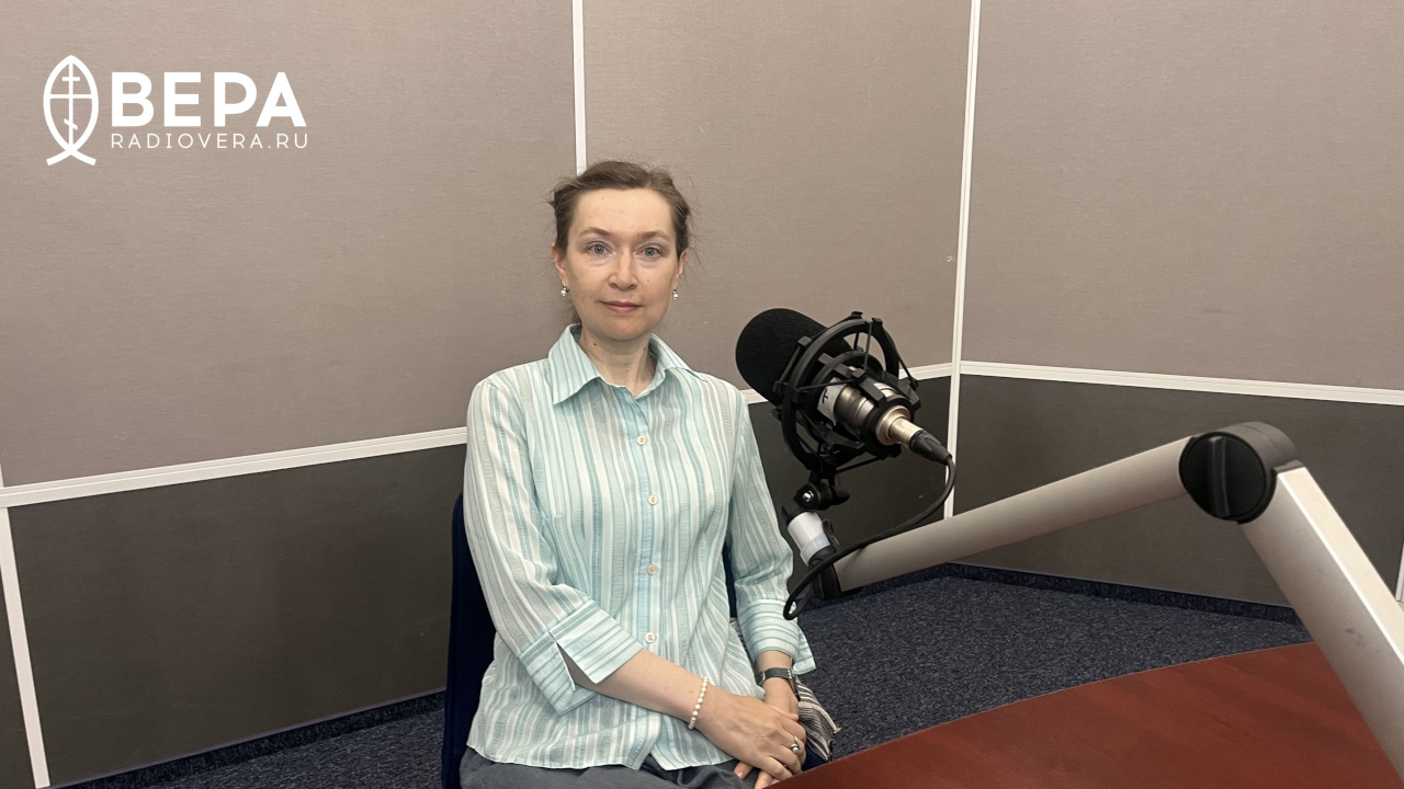 Ольга Жукова в студии Радио ВЕРА