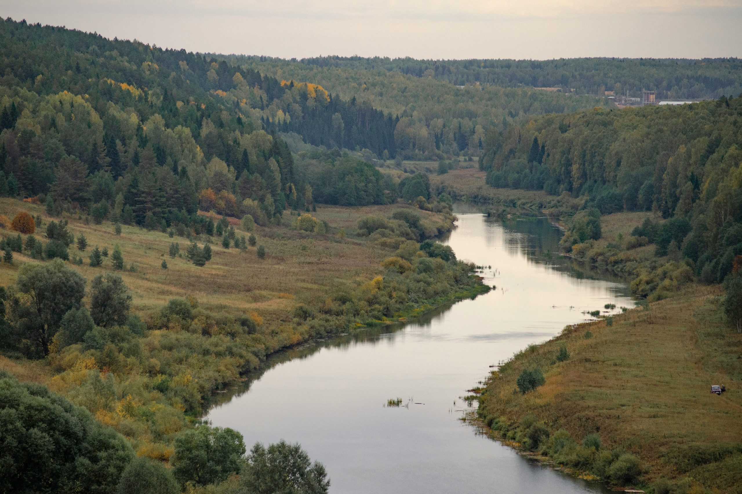 Река