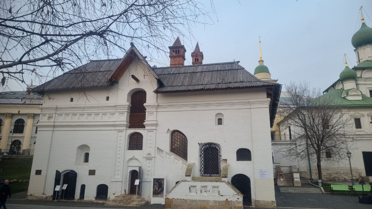 Белокаменный терем