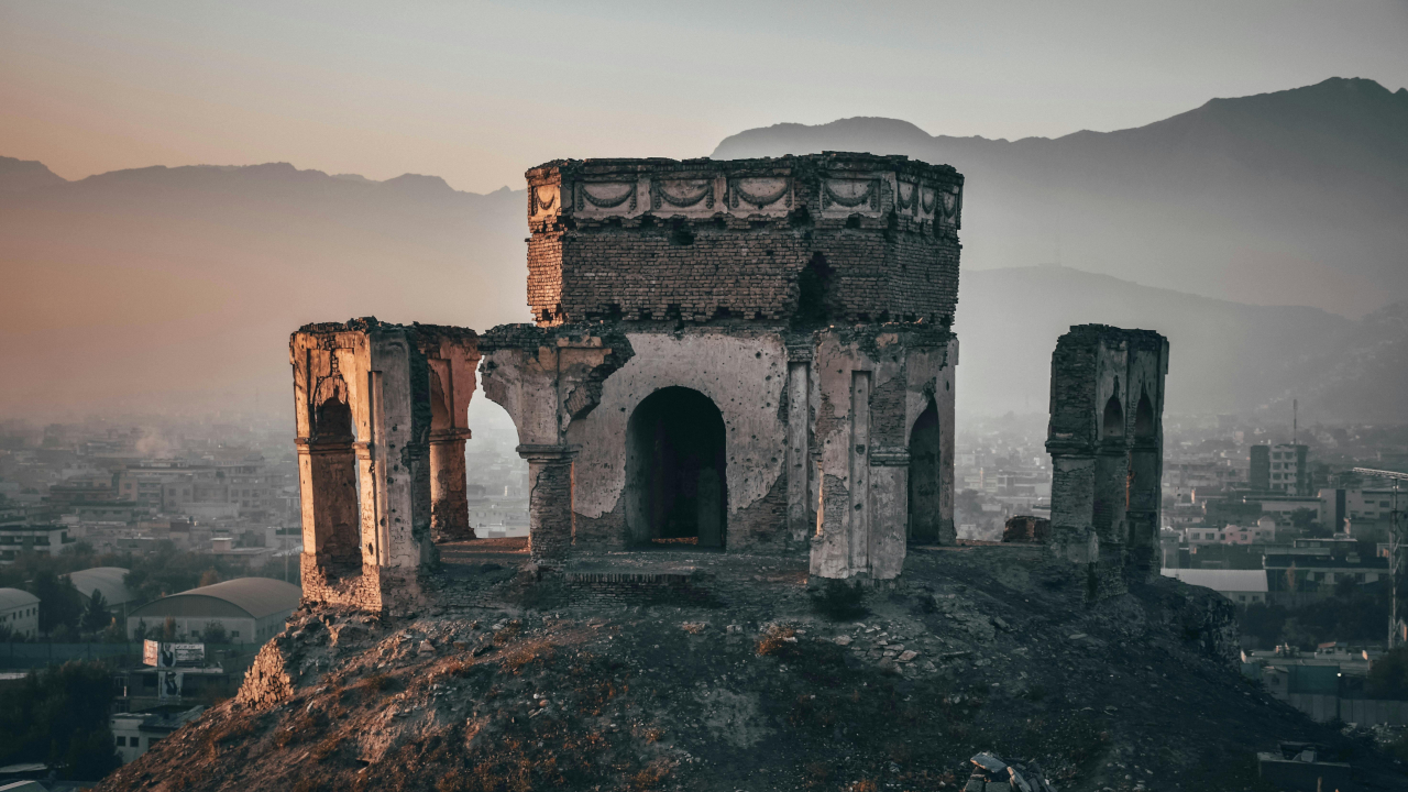 Руины древнего здания