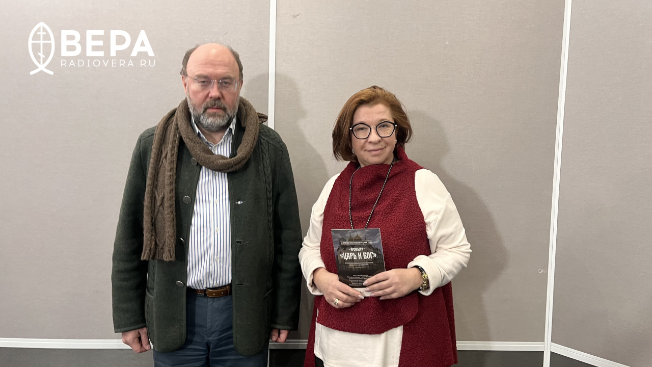 Илья Кузьменков и Марина Шраменко в студии Радио ВЕРА