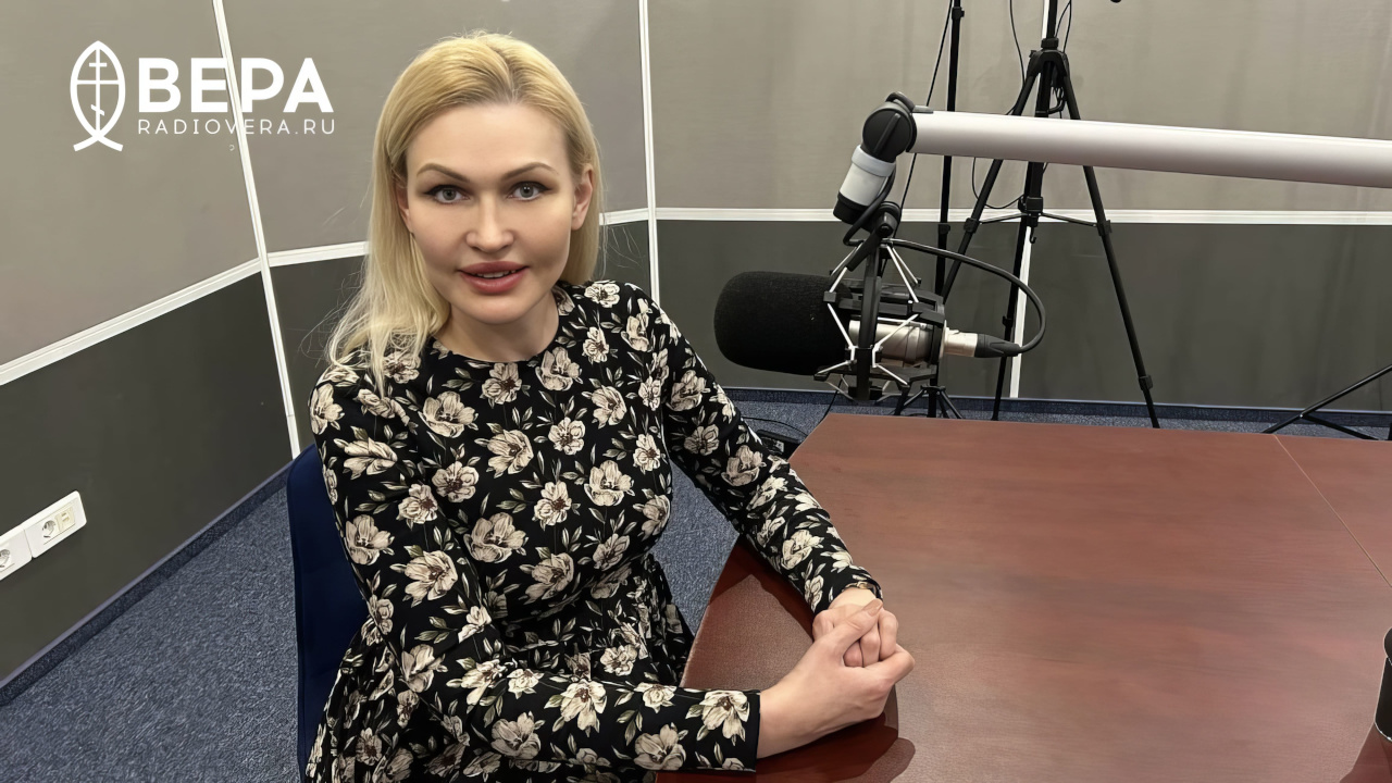 Жанна Андриевская в студии Радио ВЕРА