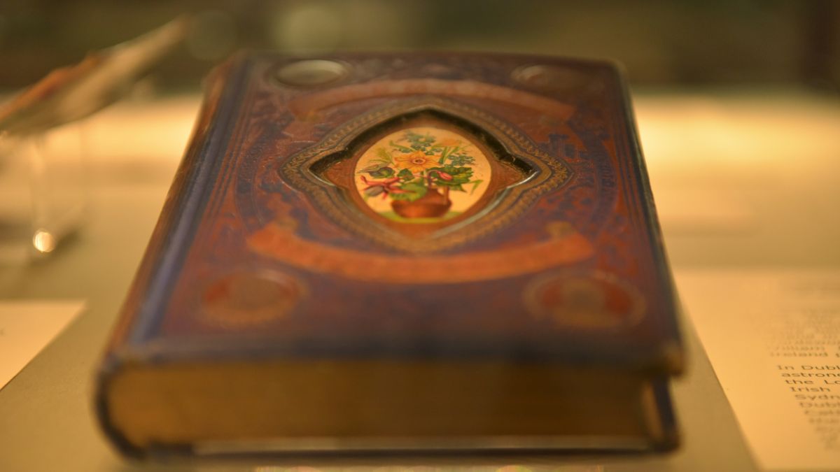 Книга