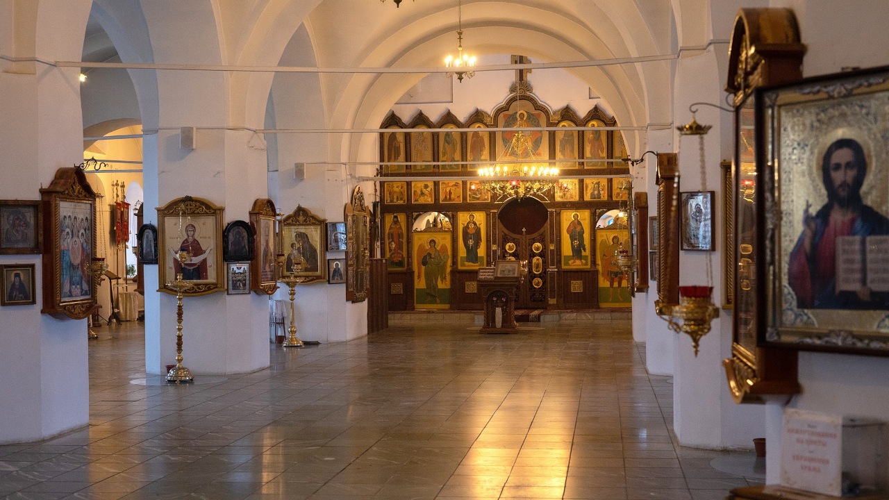 Внутреннее убранство храма